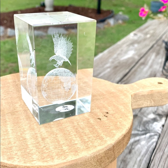 Eagle on Top of The World Paperweight - Picture 3 of 5